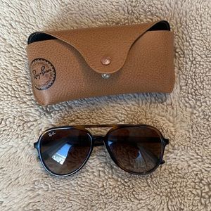 Women’s Rayban Sunglasses
